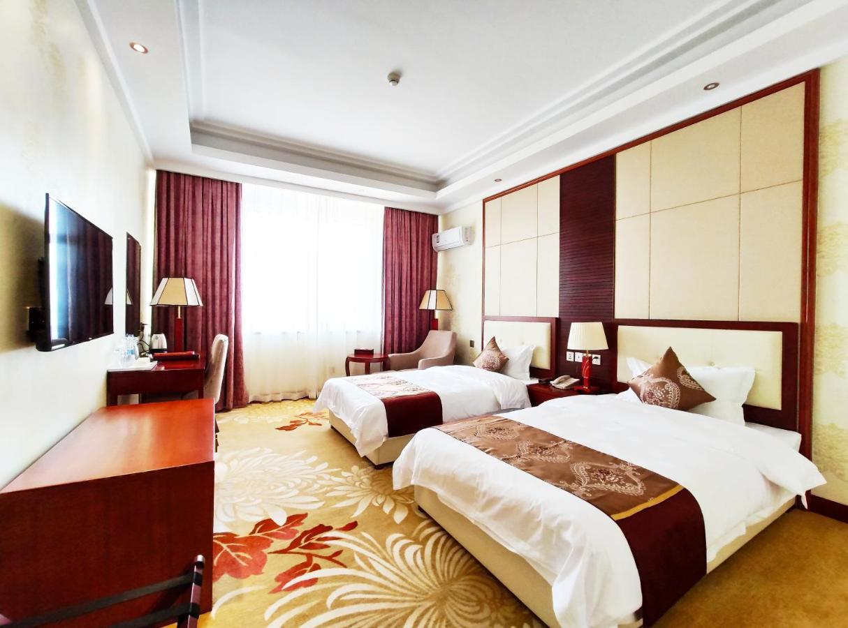Golden Peacock Hotel Blantyre Exteriér fotografie
