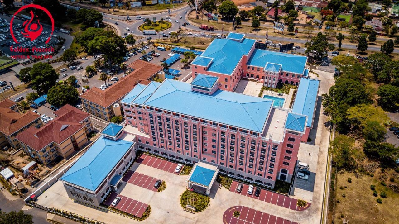 Golden Peacock Hotel Blantyre Exteriér fotografie