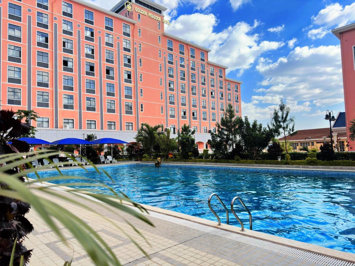 Golden Peacock Hotel Blantyre Exteriér fotografie